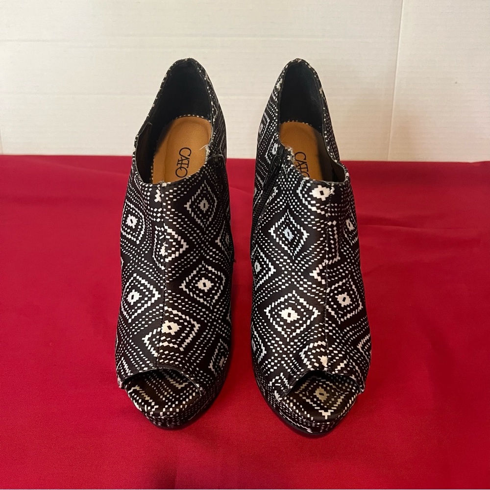 Cato Black and White Classic Booties 8 1/2